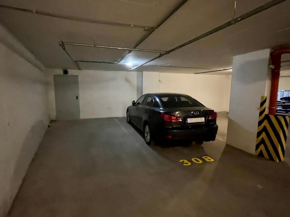 The Prince'S Neighbour Apartment Budapest With Free Garage Exterior foto